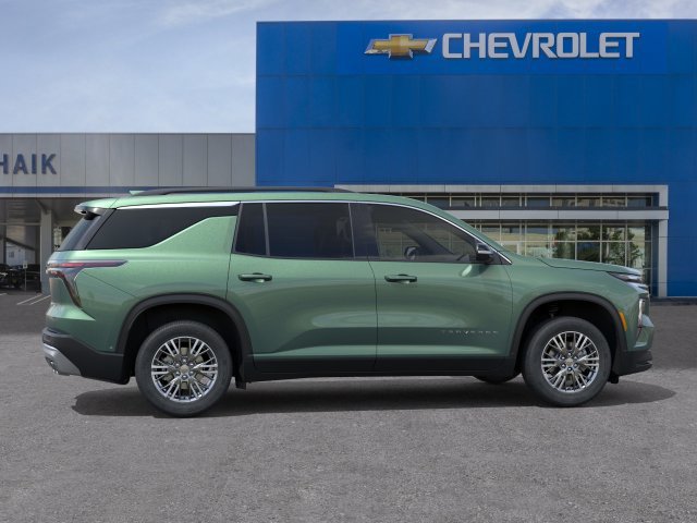 New 2027 Chevrolet Traverse LT w/ Driver Confidence Package FWD image 5
