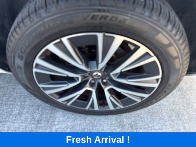 Used 2020 Volvo XC90 T6 Momentum AWD/4WD image 19