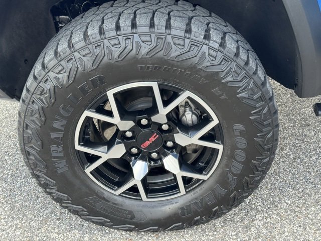 Certified 2023 GMC Canyon AT4X image 23