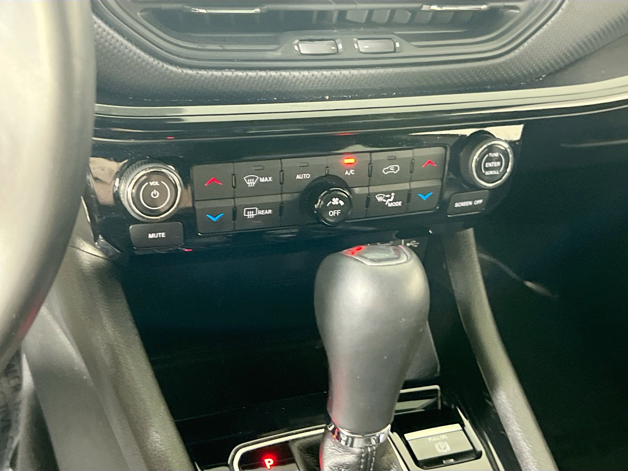 Used 2022 Jeep Compass Altitude w/ Convenience Group image 15