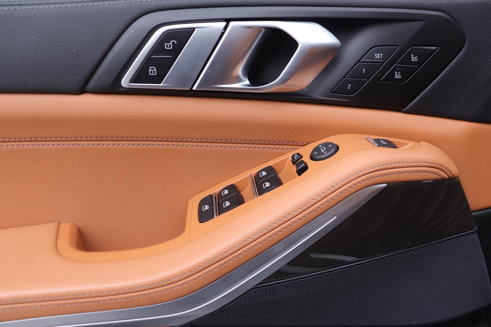 Used 2022 BMW X5 sDrive40i w/ Executive Package image 25