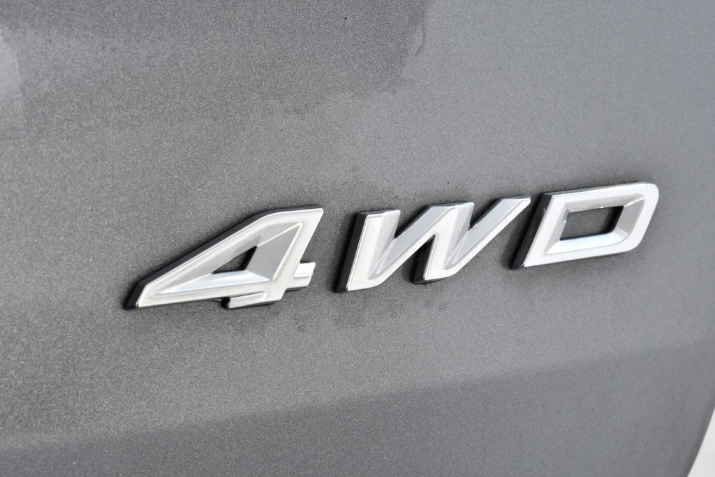 Used 2023 Ford Explorer XLT w/ Equipment Group 202A image 22