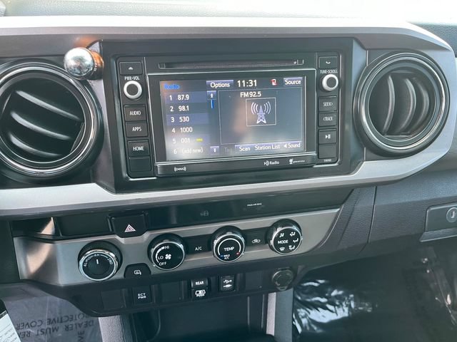 Used 2018 Toyota Tacoma SR5 AWD/4WD image 8