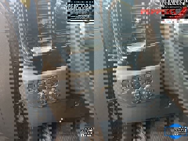 Used 2024 Chevrolet Silverado 1500 LT Trail Boss w/ Convenience Package II image 13