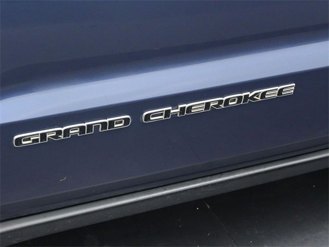 Used 2020 Jeep Grand Cherokee Limited w/ Luxury Group II image 13