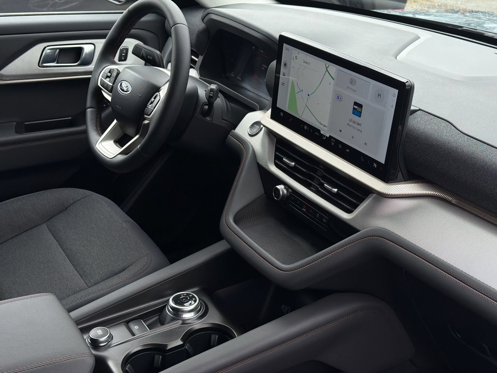 New 2026 Ford Explorer Active AWD/4WD image 10