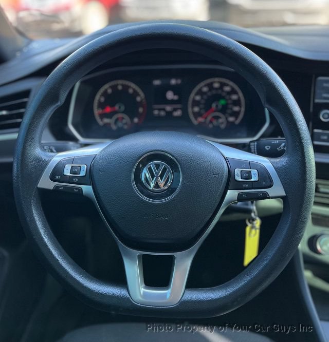 Used 2019 Volkswagen Jetta FWD image 16