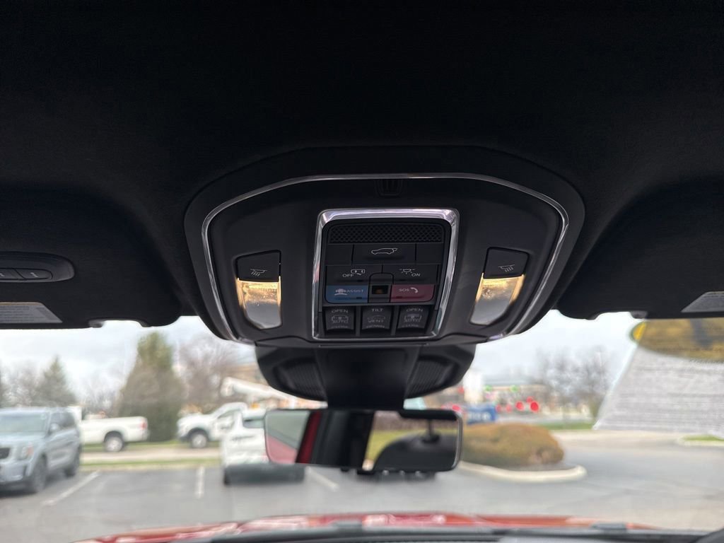 Used 2024 Jeep Wagoneer Launch Edition image 36