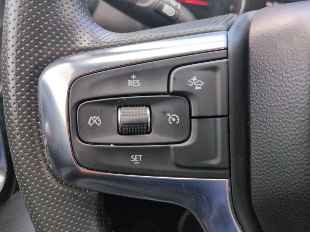Used 2025 Chevrolet Blazer LT FWD image 20