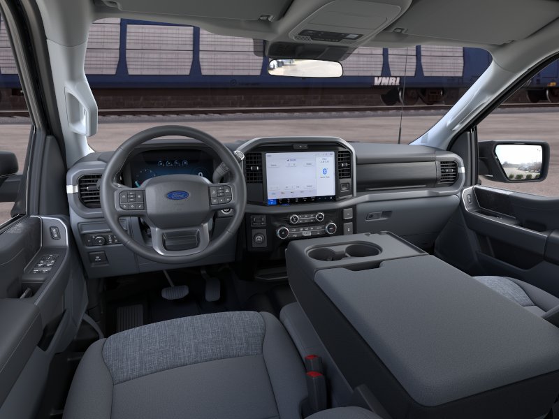 New 2026 Ford F150 XLT w/ XLT Chrome Appearance Package RWD image 9