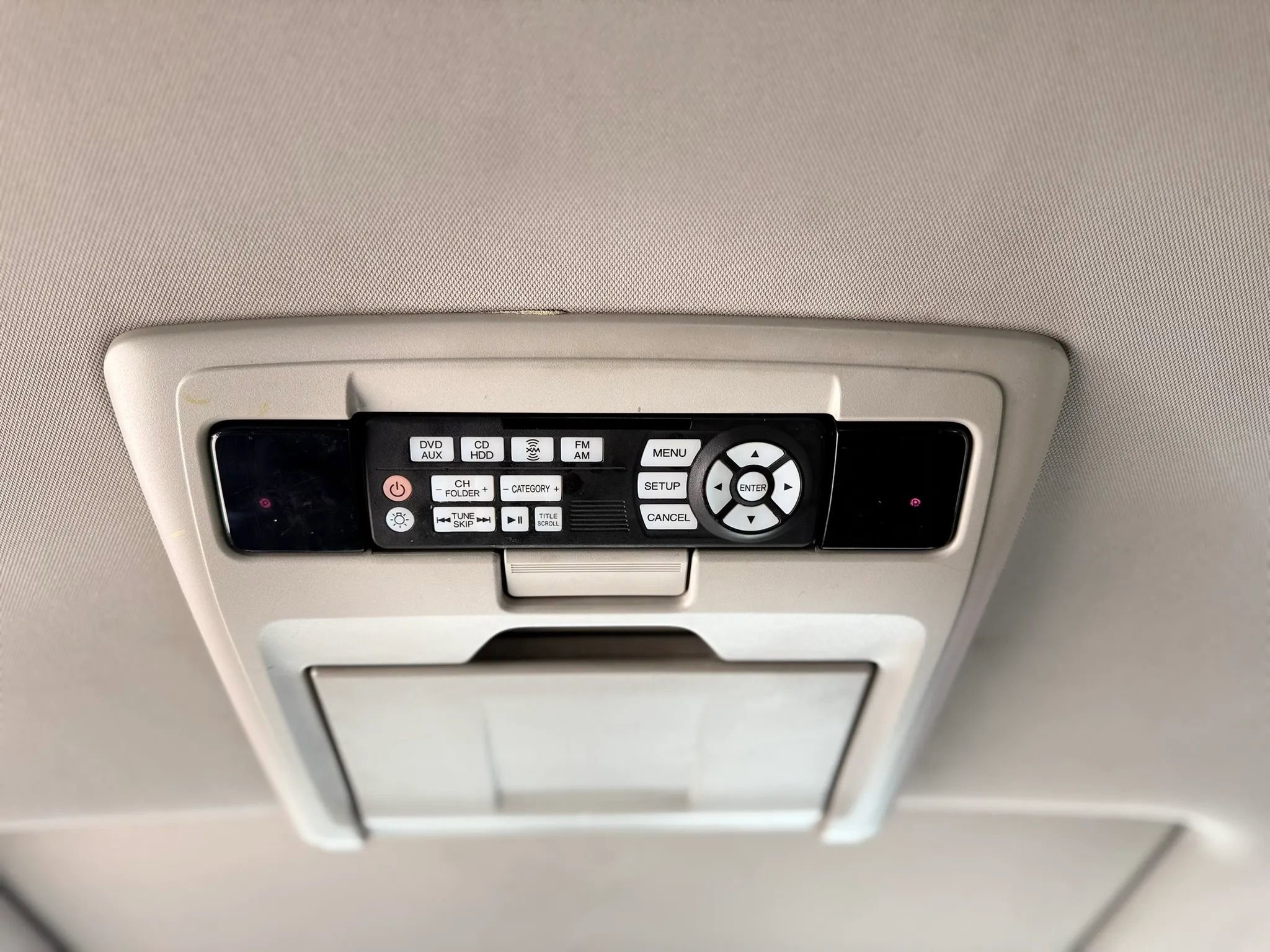 Used 2015 Honda Odyssey Touring image 15