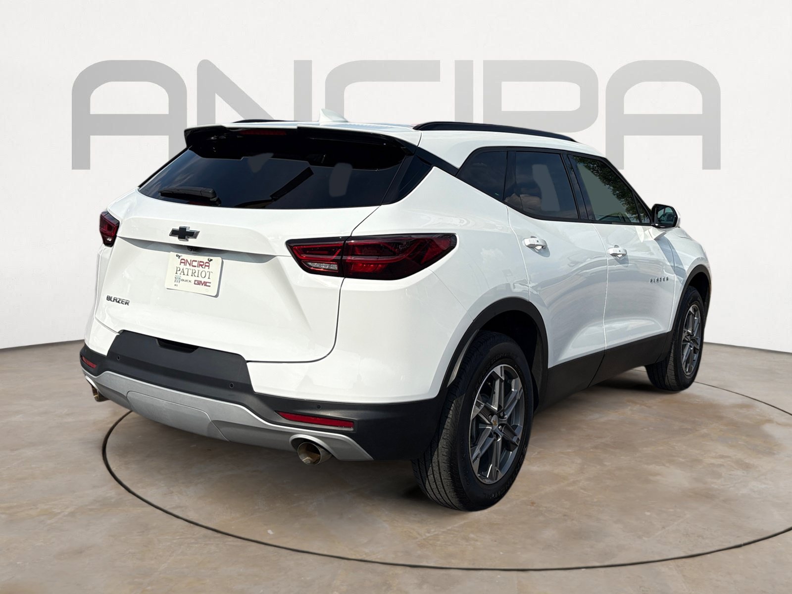 Used 2024 Chevrolet Blazer LT w/ Convenience Package FWD image 10