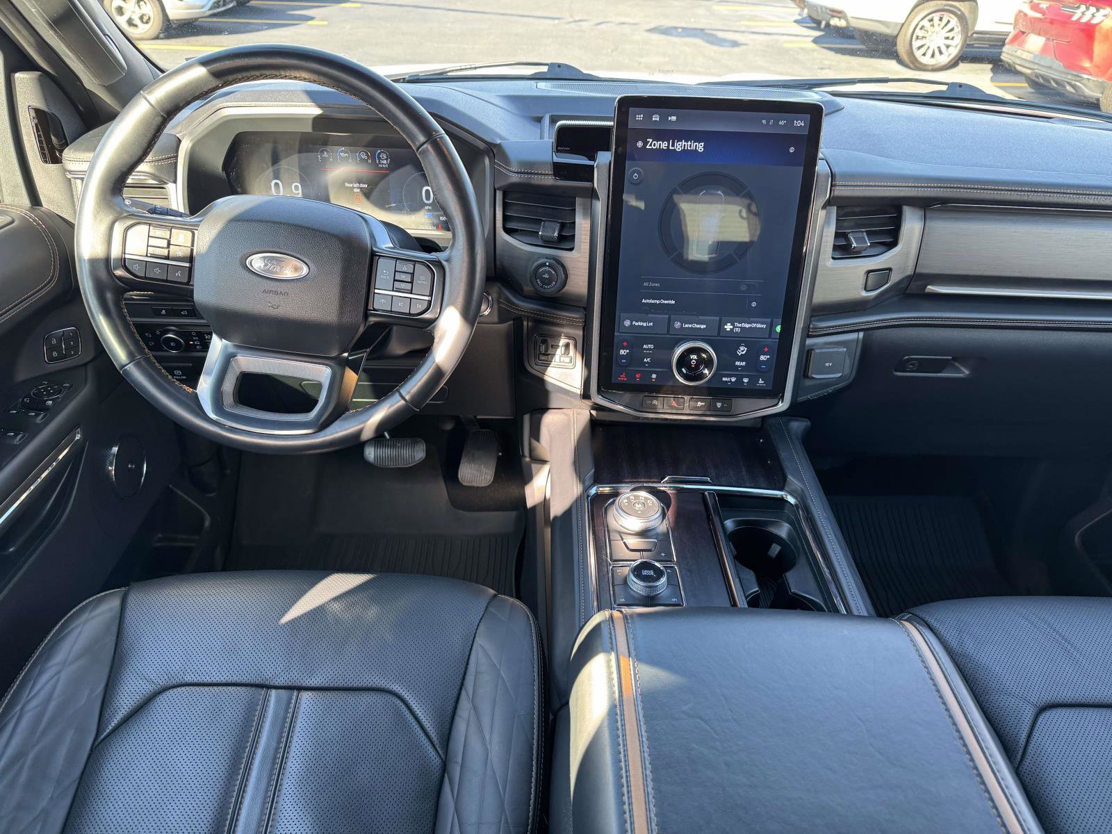 Used 2024 Ford Expedition Platinum image 13
