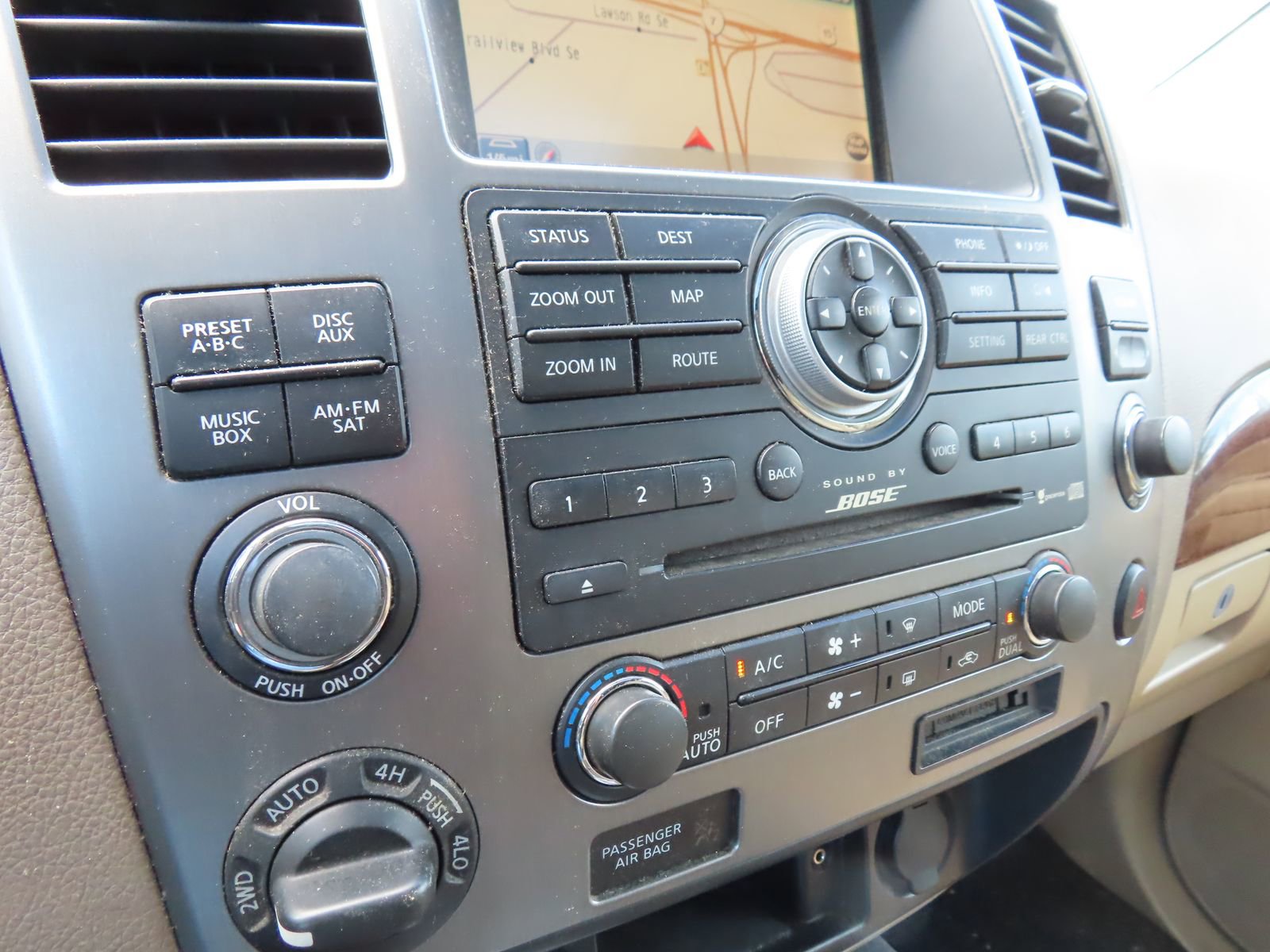Used 2011 Nissan Armada Platinum AWD/4WD image 24