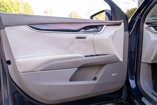 Used 2013 Cadillac XTS Platinum image 42