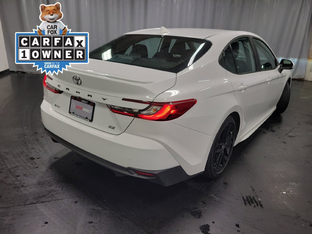 Used 2025 Toyota Camry SE FWD image 8