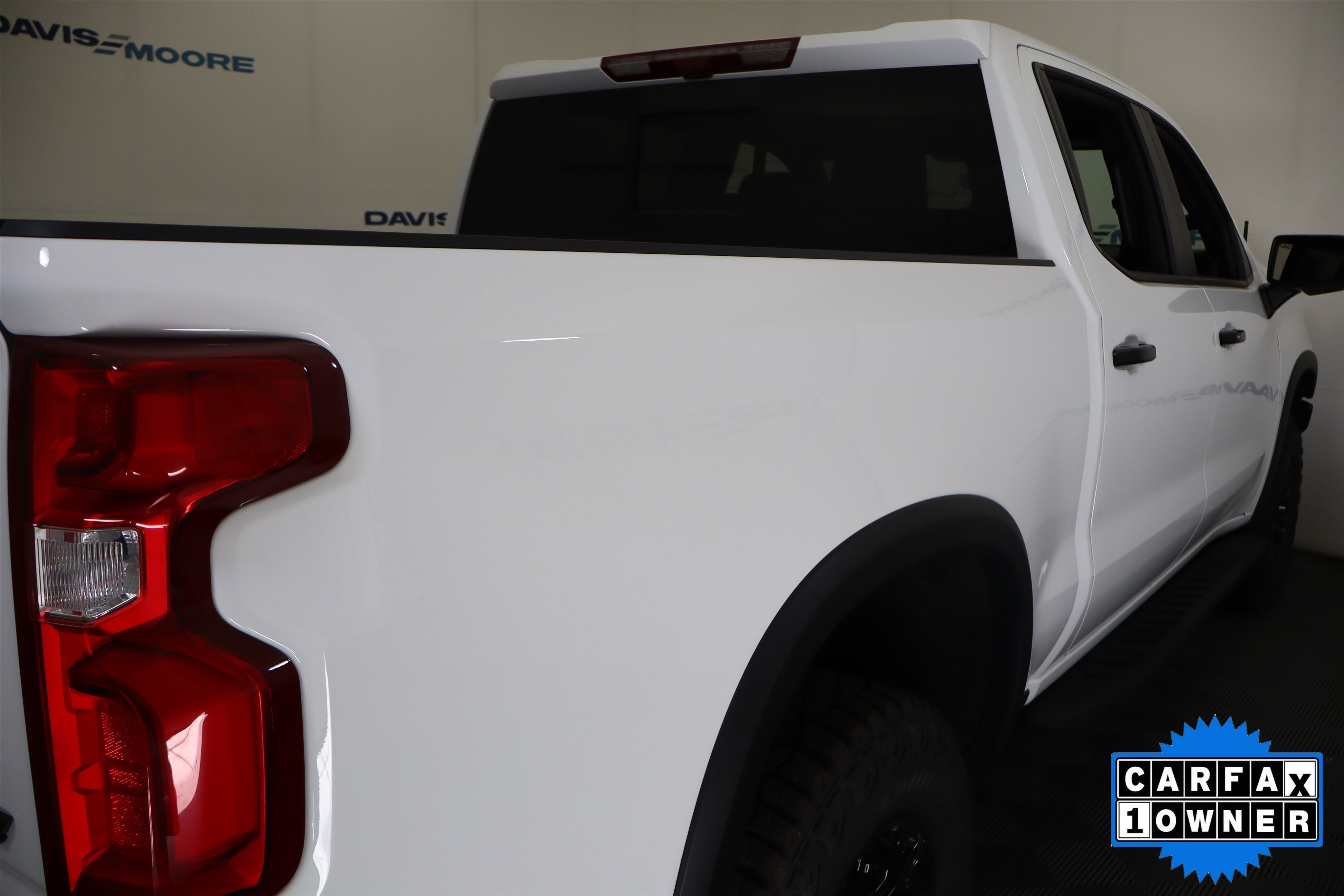 Used 2026 Chevrolet Silverado 1500 ZR2 w/ Dark Appearance Package AWD/4WD image 7