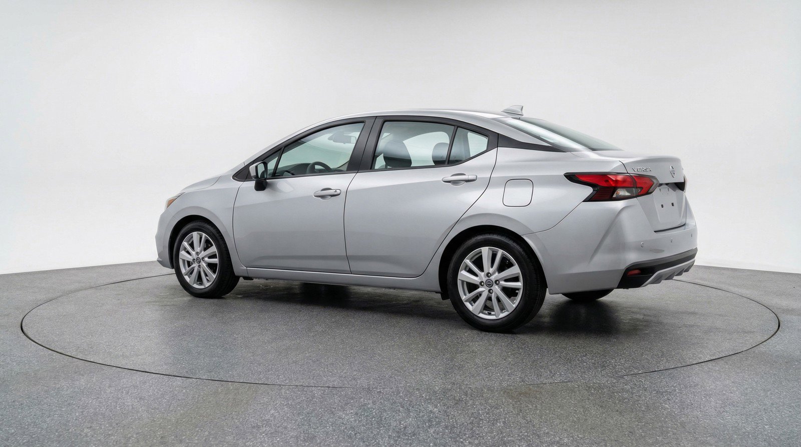 Used 2025 Nissan Versa SV FWD image 6