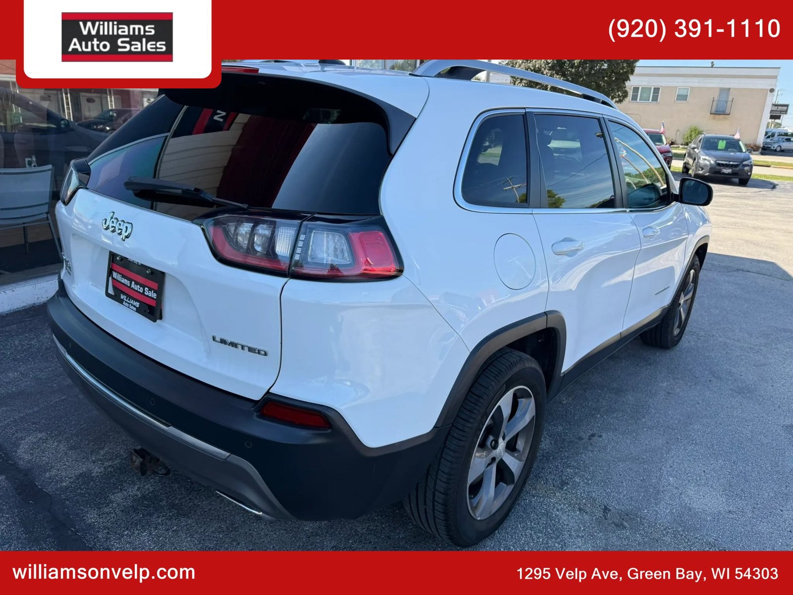Used 2019 Jeep Cherokee Limited w/ Luxury Group AWD/4WD image 3