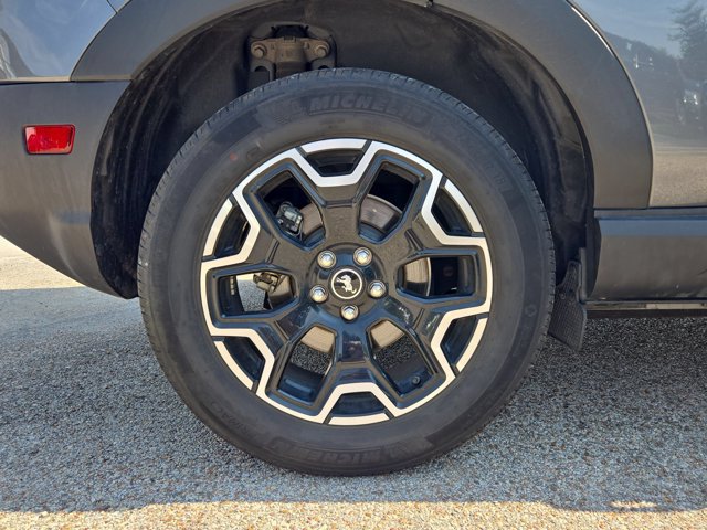 Used 2025 Ford Bronco Sport Outer Banks AWD/4WD image 13