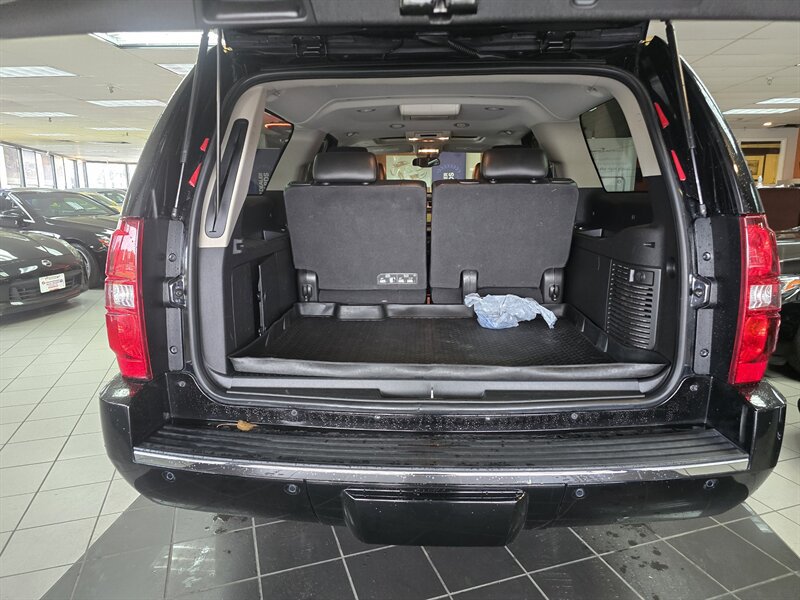 Used 2012 Chevrolet Suburban LTZ AWD/4WD image 36