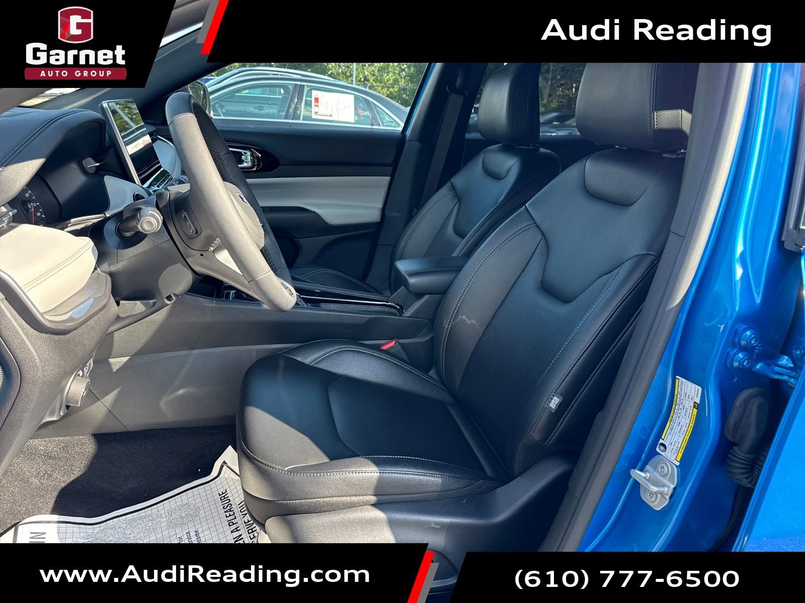 Used 2025 Jeep Compass Limited image 9