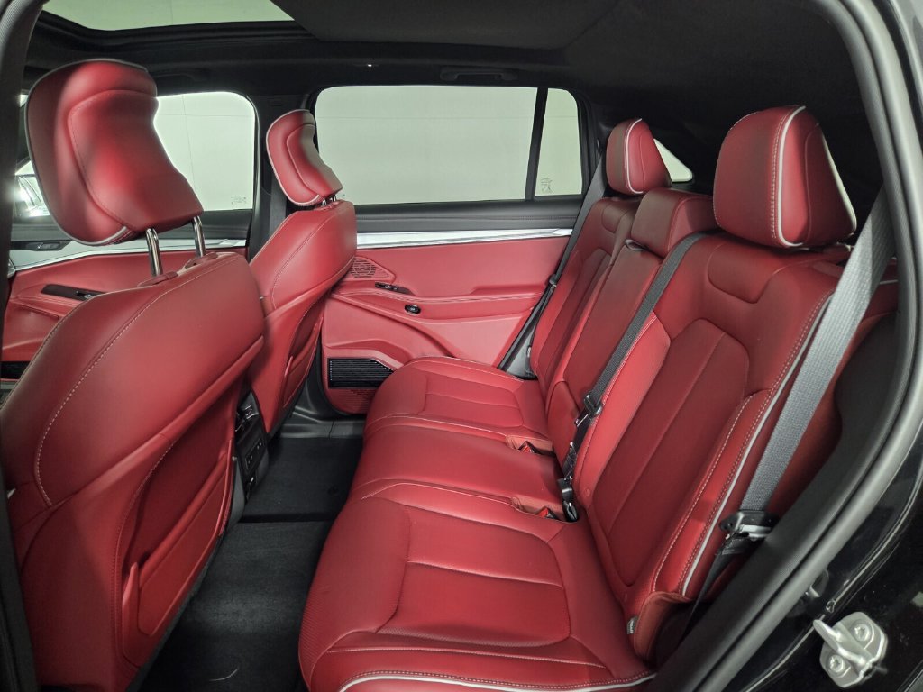 Used 2025 Jeep Wagoneer S Launch Edition AWD/4WD image 43