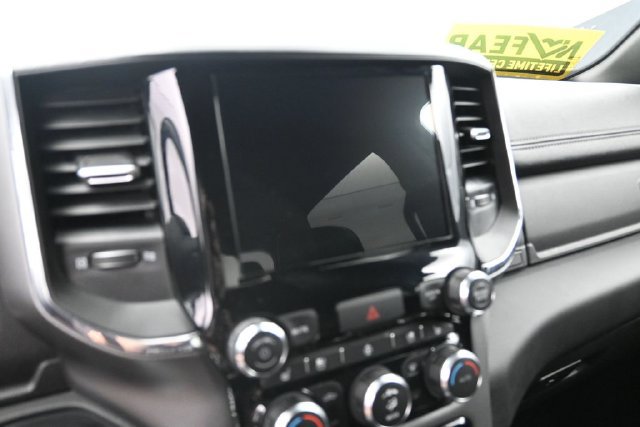 Used 2024 RAM 1500 Laramie AWD/4WD image 37