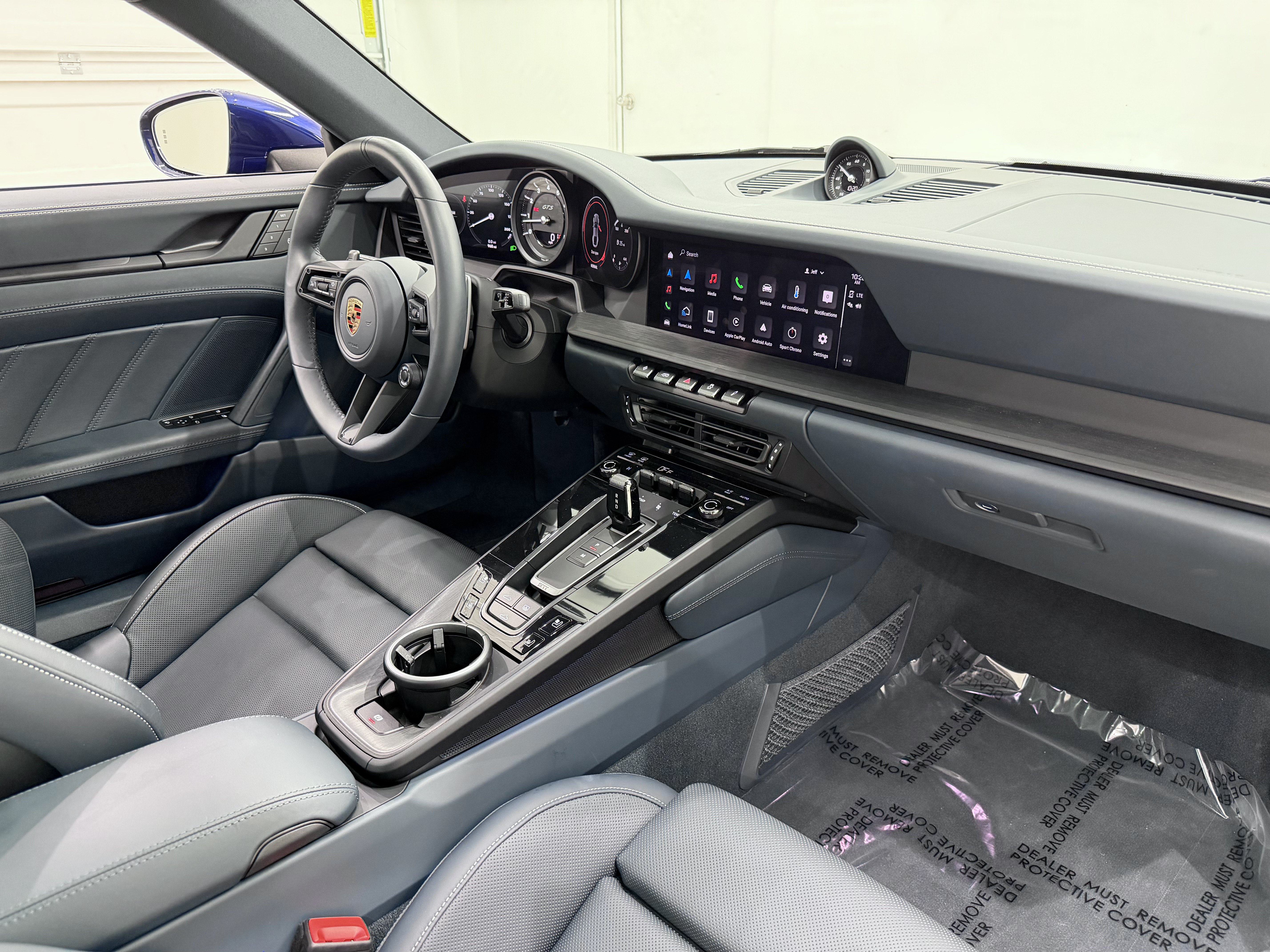 Used 2024 Porsche 911 Carrera GTS RWD image 23
