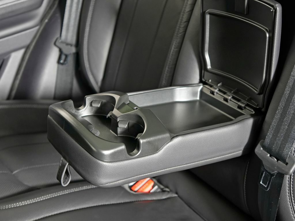 Used 2019 Land Rover Range Rover Evoque image 35