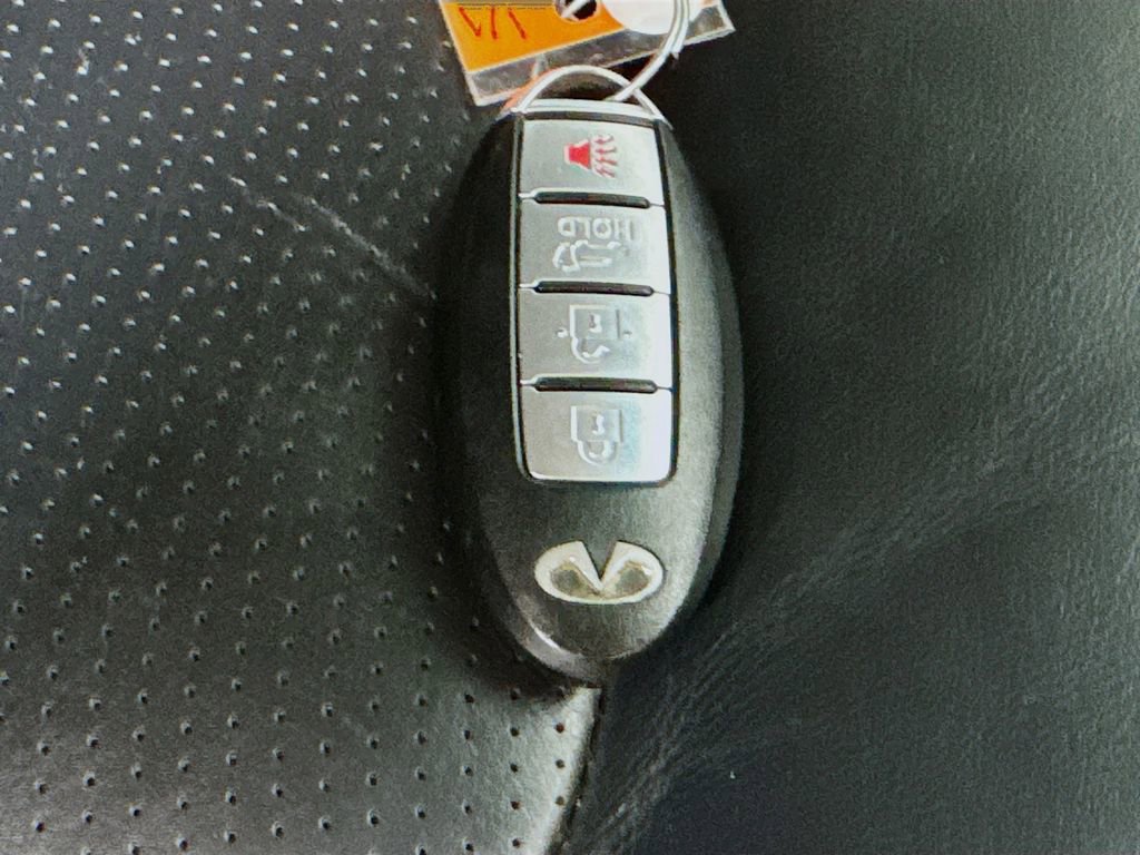 Used 2012 INFINITI QX56 2WD w/ Theater Pkg image 41