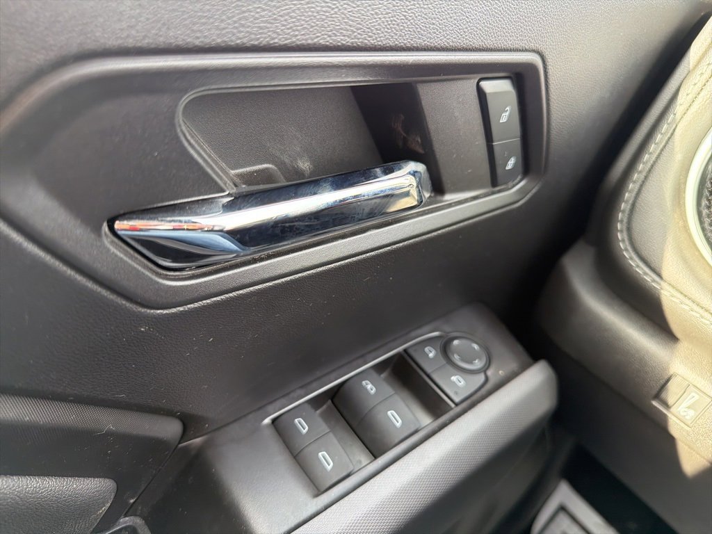 Used 2024 Chevrolet Colorado LT w/ LT Convenience Package II image 29