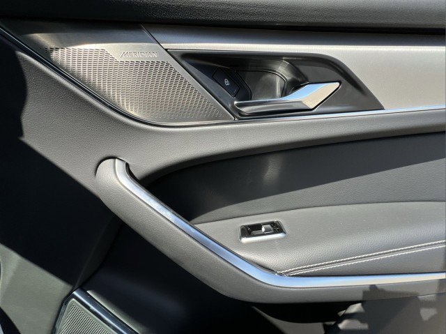 New 2026 Jaguar F-PACE R-Dynamic S AWD/4WD image 22