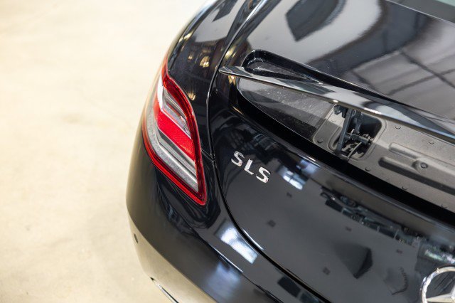 Used 2012 Mercedes-Benz SLS AMG Coupe image 17