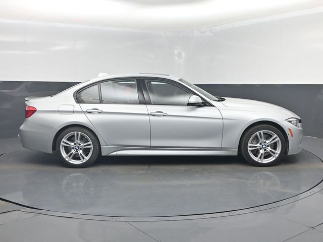 Used 2017 BMW 340i xDrive Sedan image 2