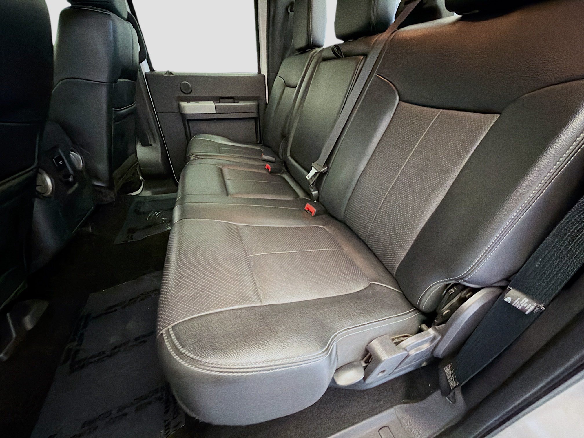 Used 2015 Ford F350 Lariat w/ Lariat Ultimate Package AWD/4WD image 13