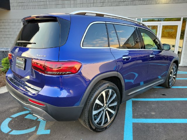 Used 2022 Mercedes-Benz GLB 250 4MATIC image 5