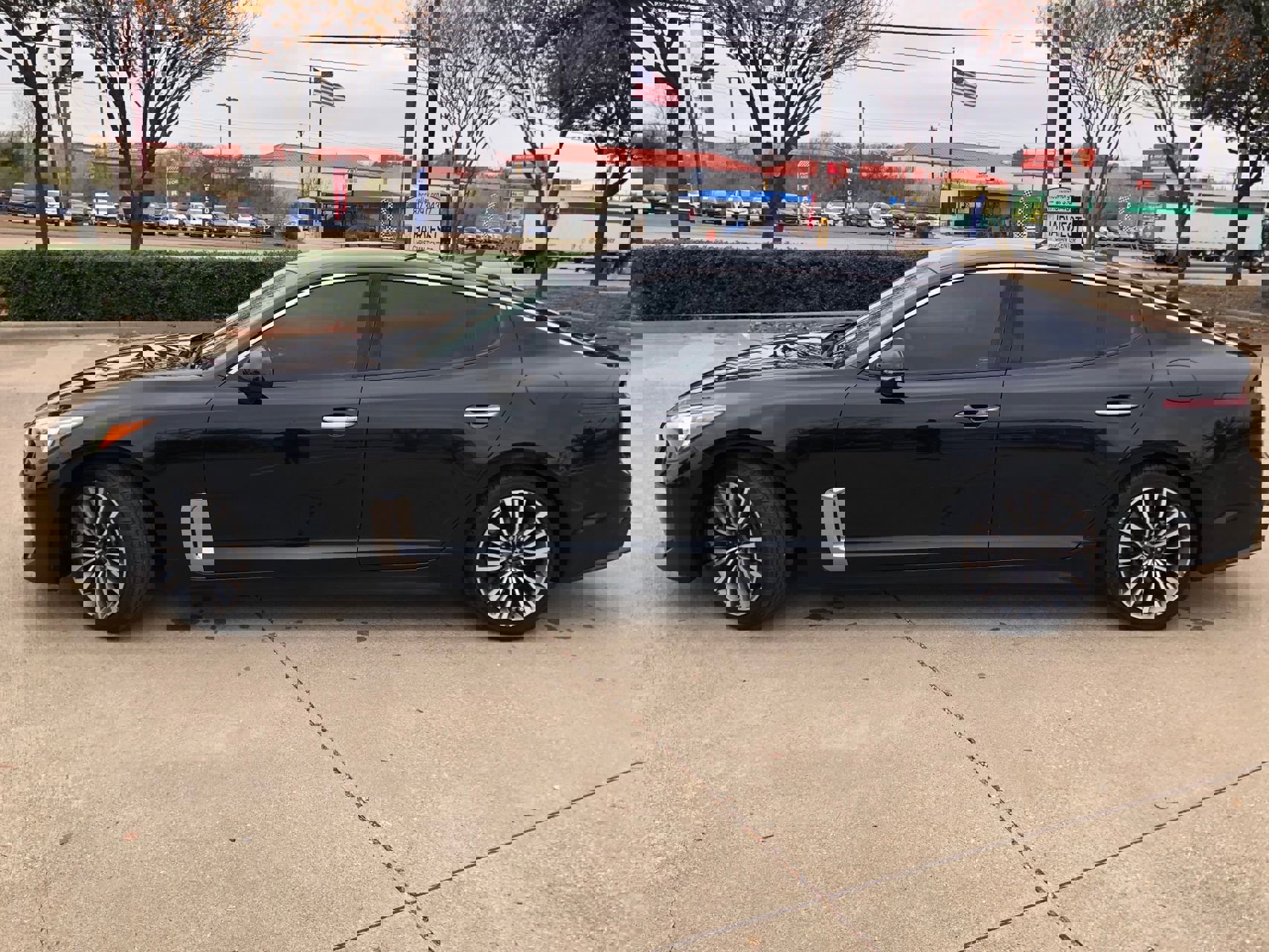 Used 2019 Kia Stinger image 2