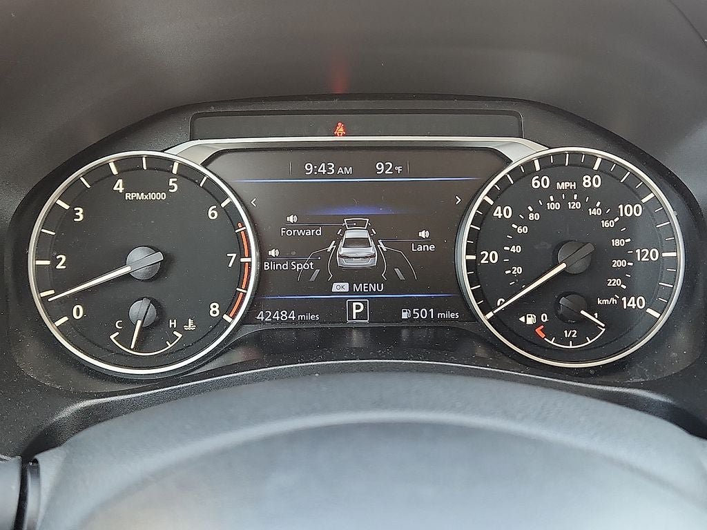 Used 2025 Nissan Altima 2.5 SV FWD image 28