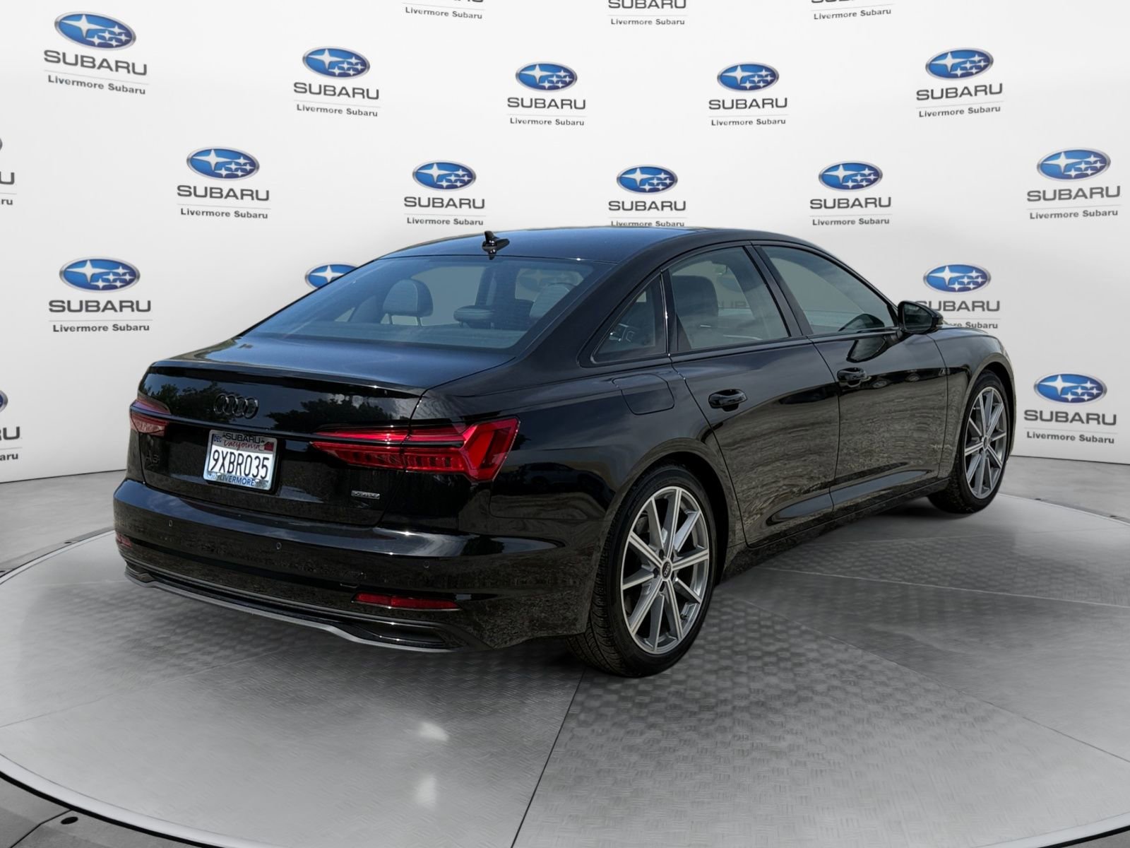 Used 2025 Audi A6 Premium Plus w/ Premium Plus Package AWD/4WD image 4