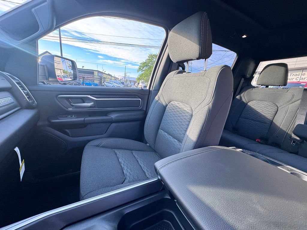 New 2026 RAM 1500 Big Horn AWD/4WD image 15