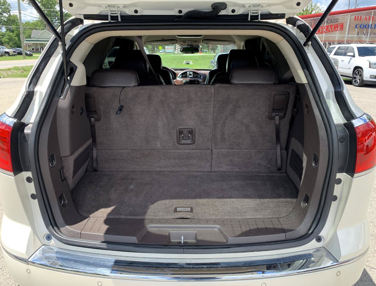 Used 2014 Buick Enclave Premium AWD/4WD image 32