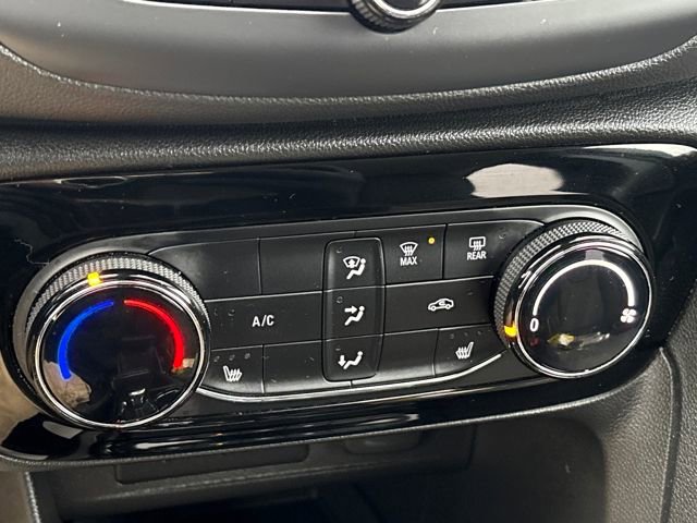 Used 2023 Buick Encore GX Preferred w/ Cold Weather Comfort Package image 16