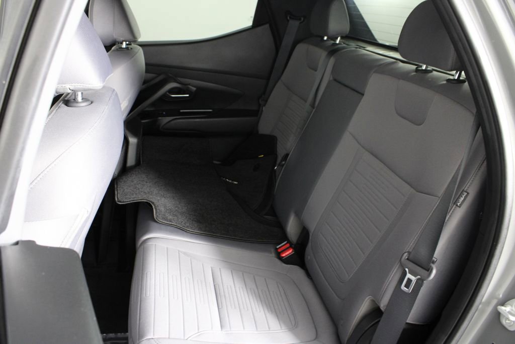 Certified 2024 Hyundai Santa Cruz SE image 20