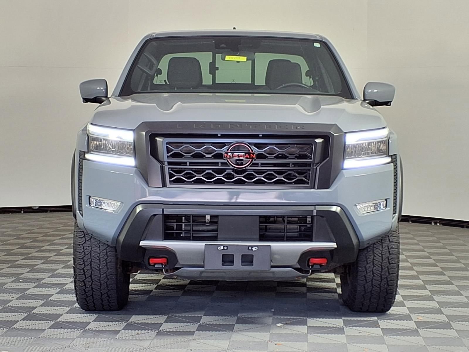 Used 2023 Nissan Frontier PRO-4X w/ Pro Convenience Package AWD/4WD image 2