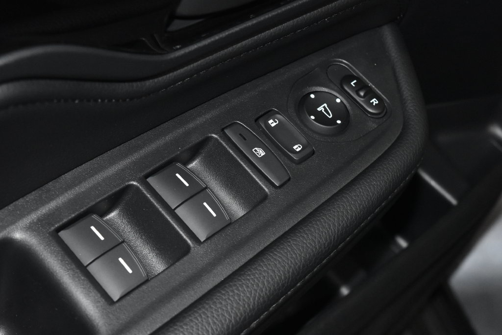 Used 2025 Honda Odyssey Touring image 6