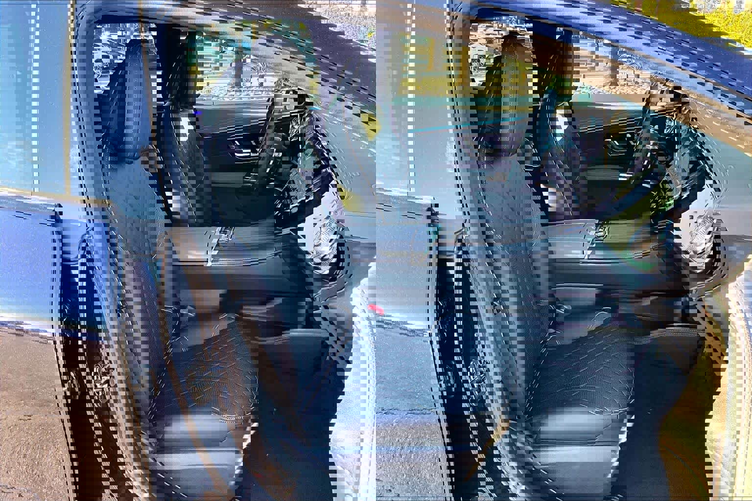 Used 2023 Mercedes-Benz EQS AMG AMG EQS image 9