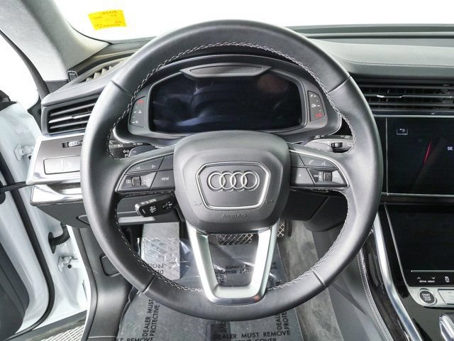 Used 2024 Audi Q8 Prestige AWD/4WD image 9