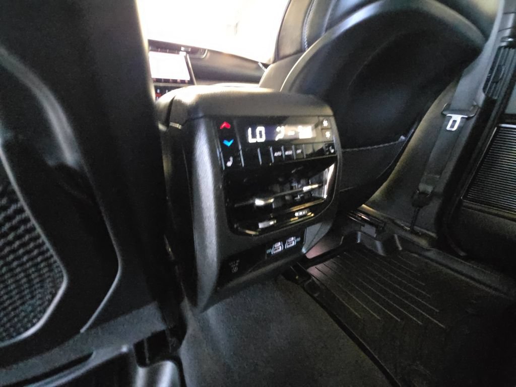 Used 2022 Jeep Grand Cherokee L Overland AWD/4WD image 34
