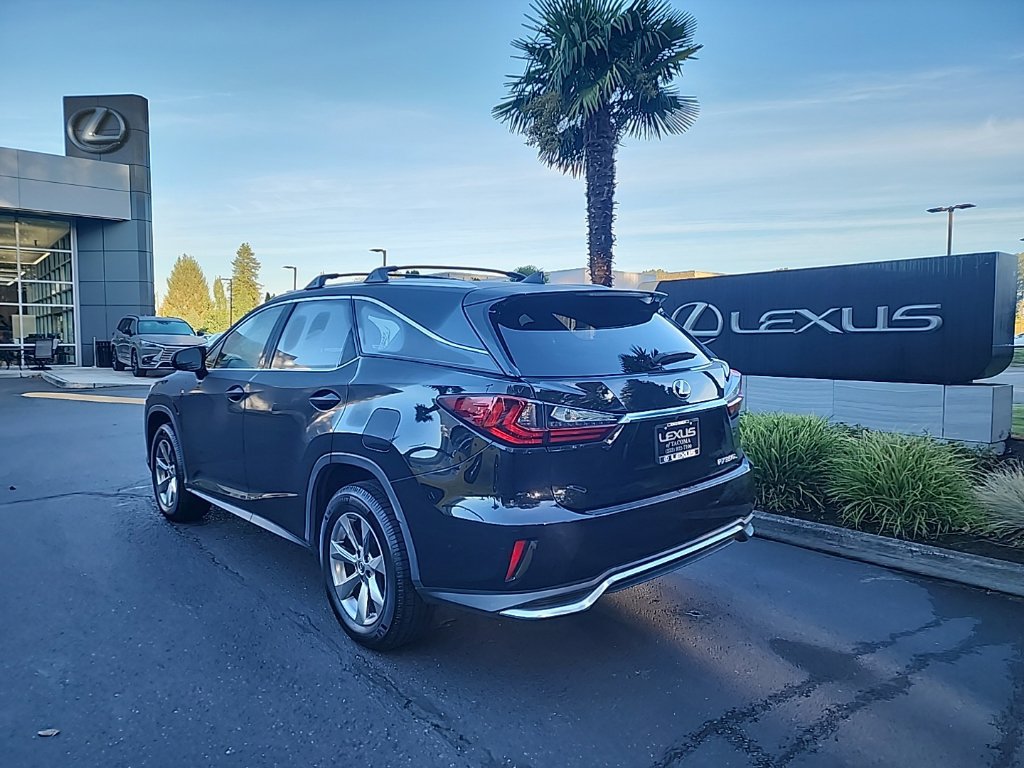 Used 2018 Lexus RX 350L AWD w/ Accessory Package image 3